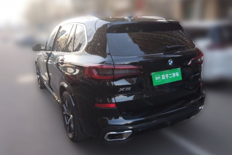 Used BMW X5 2022 xDrive 40Li M Sport Package Rear Left 45 Deg