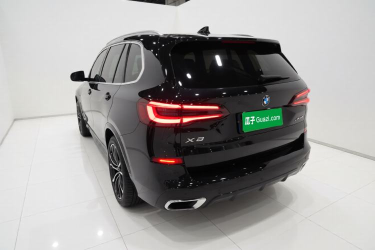 Used BMW X5 2022 xDrive 40Li Luxury Edition M Sport Package Rear Left 45 Deg