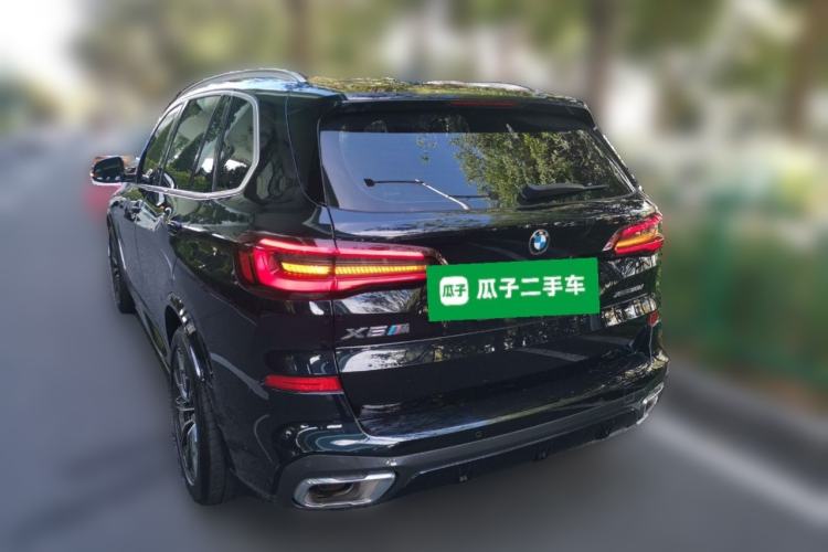 Used BMW X5 2022 xDrive 30Li Luxury M Sport Package Rear Left 45 Deg