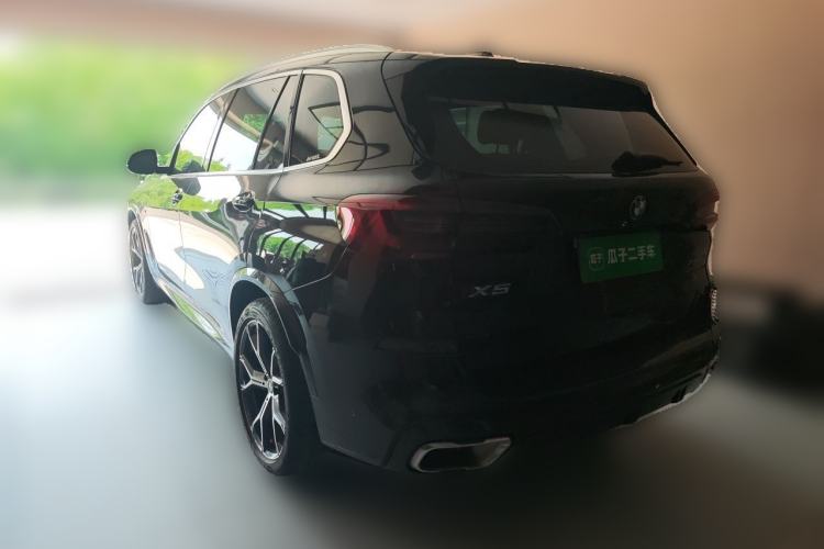 Used BMW X5 2022 Restyled xDrive 40Li M Sport Package Rear Left 45 Deg