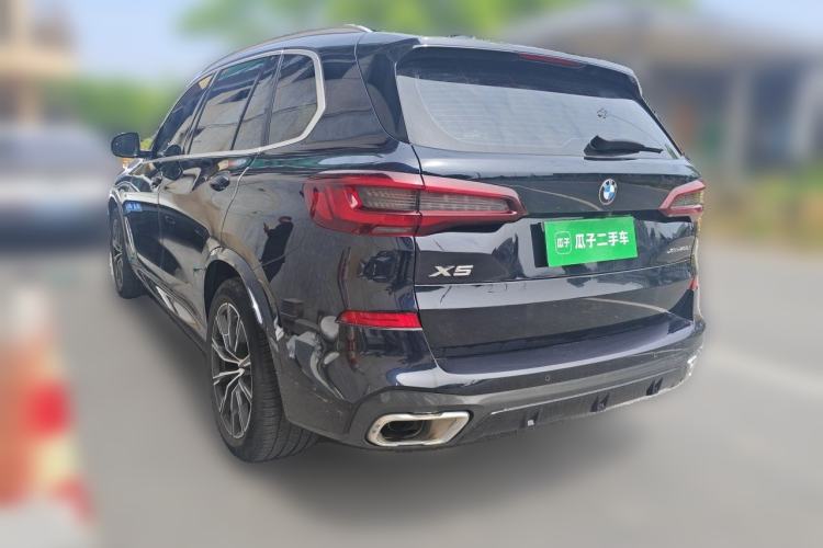 Used BMW X5 2022 Restyled xDrive 30Li Luxury Version M Sport Package Rear Left 45 Deg