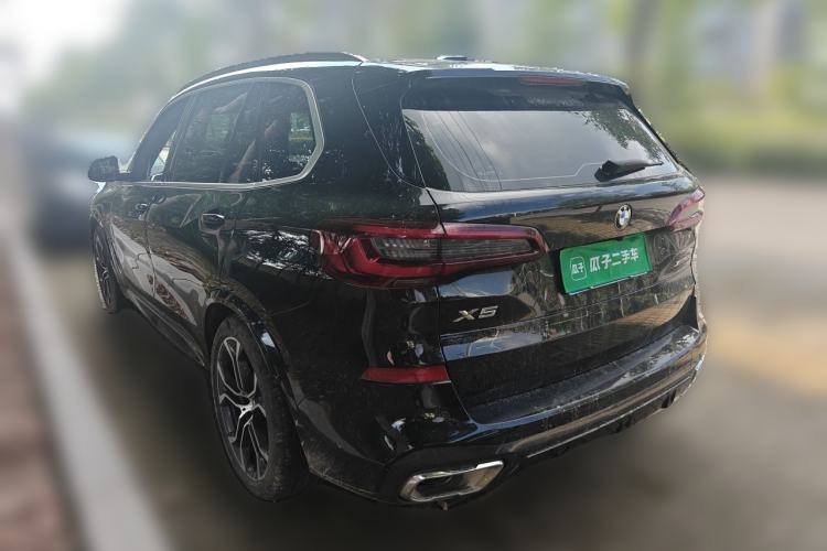 Used BMW X5 2022 Restyled xDrive 40Li Luxury Edition M Sport Package Rear Left 45 Deg