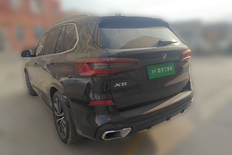 Used BMW X5 2022 xDrive 30Li M Sport Package Rear Left 45 Deg