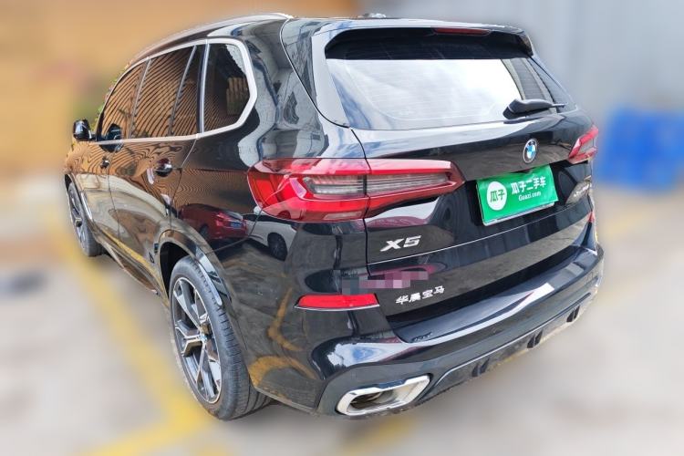 Used BMW X5 2022 xDrive 40Li M Sport Package Rear Left 45 Deg