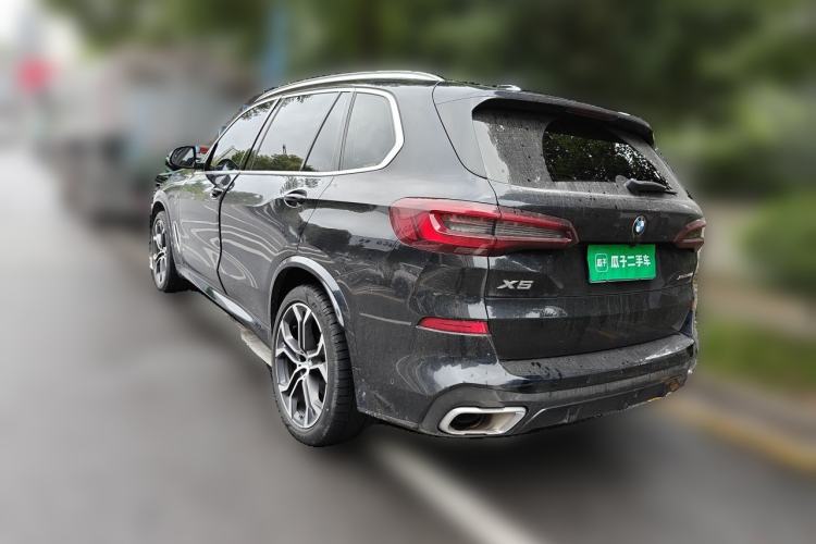 Used BMW X5 2022 Restyled xDrive 40Li Luxury Edition M Sport Package Rear Left 45 Deg
