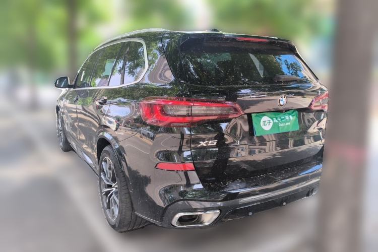 Used BMW X5 2022 xDrive 30Li M Sport Package Rear Left 45 Deg