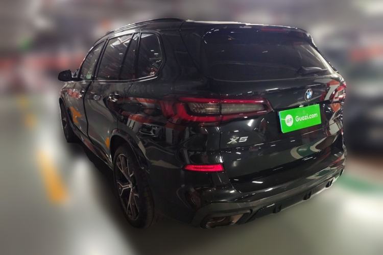 Used BMW X5 2022 xDrive 40Li M Sport Package Rear Left 45 Deg