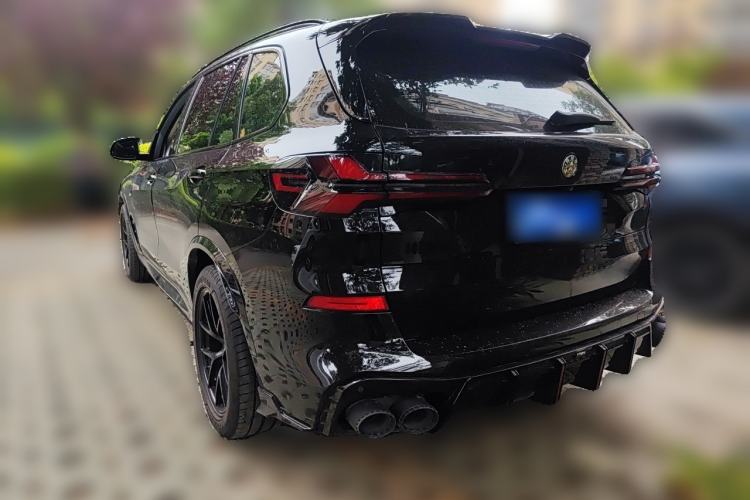 Used BMW X5 2022 Restyled xDrive 30Li Luxury Version M Sport Package Rear Left 45 Deg