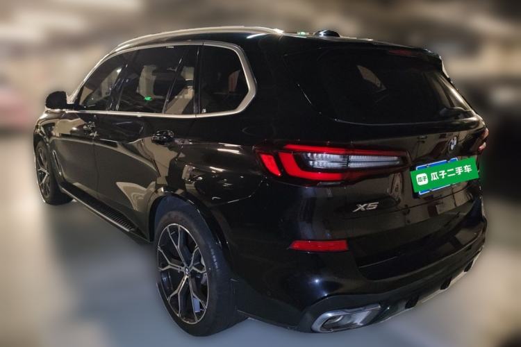 Used BMW X5 2022 xDrive 40Li M Sport Package Rear Left 45 Deg