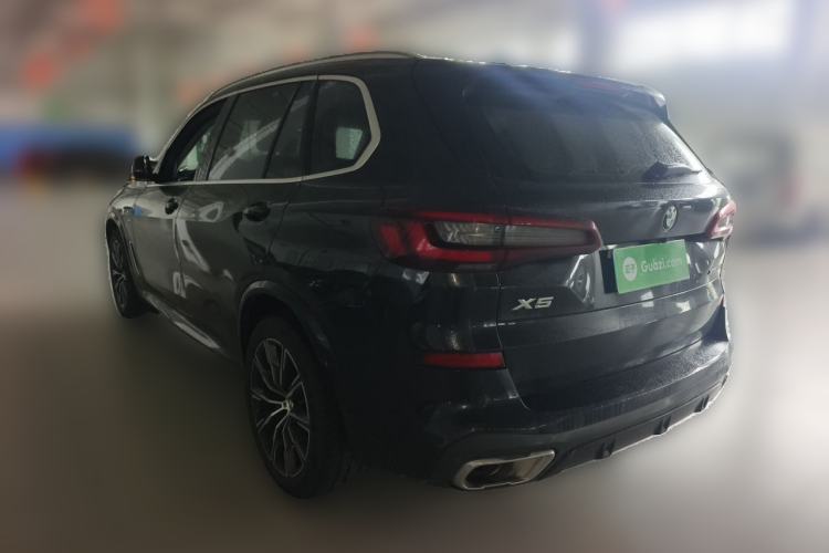 Used BMW X5 2022 Restyled xDrive 30Li Luxury Version M Sport Package Rear Left 45 Deg