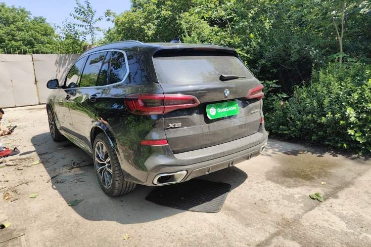 Used BMW X5 2022 Restyled xDrive 30Li Luxury Version M Sport Package Rear Left 45 Deg