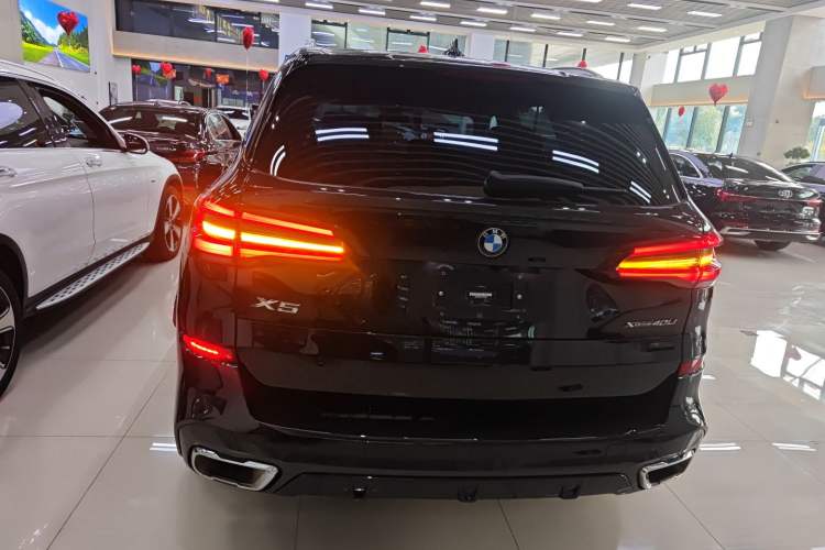 Used BMW X5 2022 Restyled xDrive 40Li M Sport Package Rear