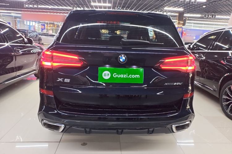Used BMW X5 2022 Restyled xDrive 30Li Luxury Version M Sport Package Rear