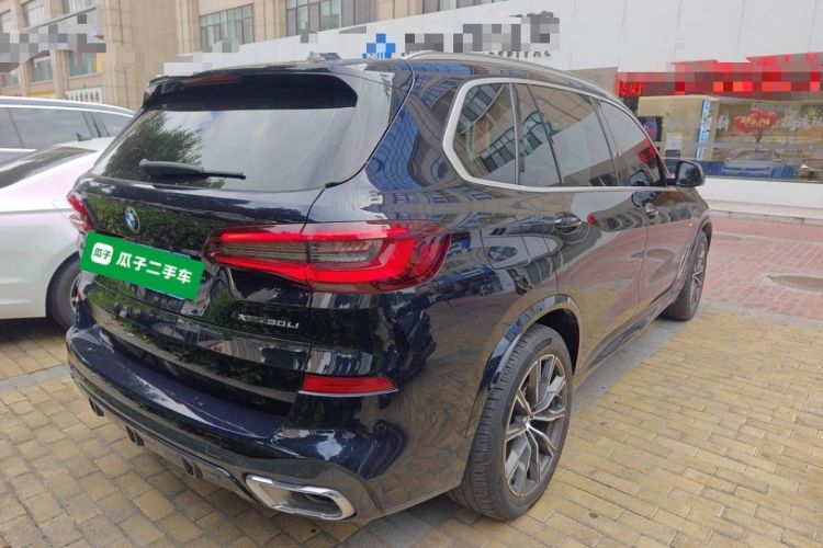 Used BMW X5 2022 Restyled xDrive 30Li Luxury Version M Sport Package Rear Right 45 Deg