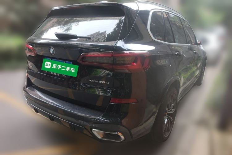Used BMW X5 2022 Restyled xDrive 30Li Luxury Version M Sport Package Rear Right 45 Deg