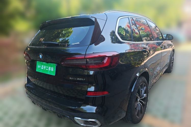 Used BMW X5 2022 Restyled xDrive 30Li Luxury Version M Sport Package Rear Right 45 Deg