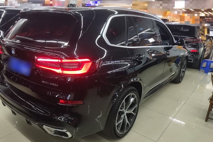 Used BMW X5 2022 Restyled xDrive 40Li M Sport Package Rear Right 45 Deg