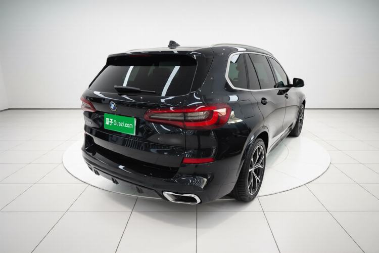 Used BMW X5 2022 Restyled xDrive 40Li M Sport Package Rear Right 45 Deg