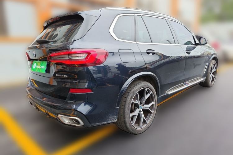 Used BMW X5 2022 Restyled xDrive 40Li M Sport Package Rear Right 45 Deg