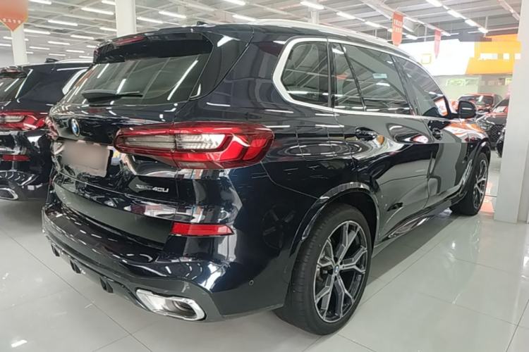 Used BMW X5 2022 Restyled xDrive 40Li M Sport Package Rear Right 45 Deg