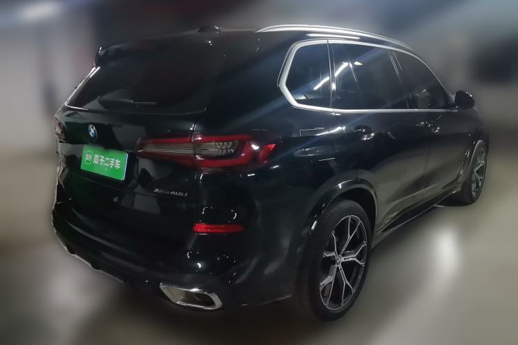 Used BMW X5 2022 xDrive 40Li M Sport Package Rear Right 45 Deg