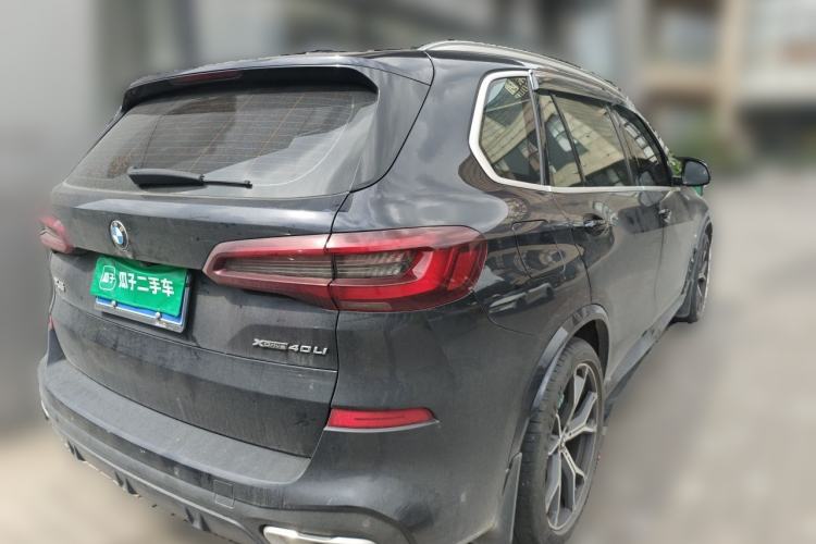 Used BMW X5 2022 xDrive 40Li M Sport Package Rear Right 45 Deg