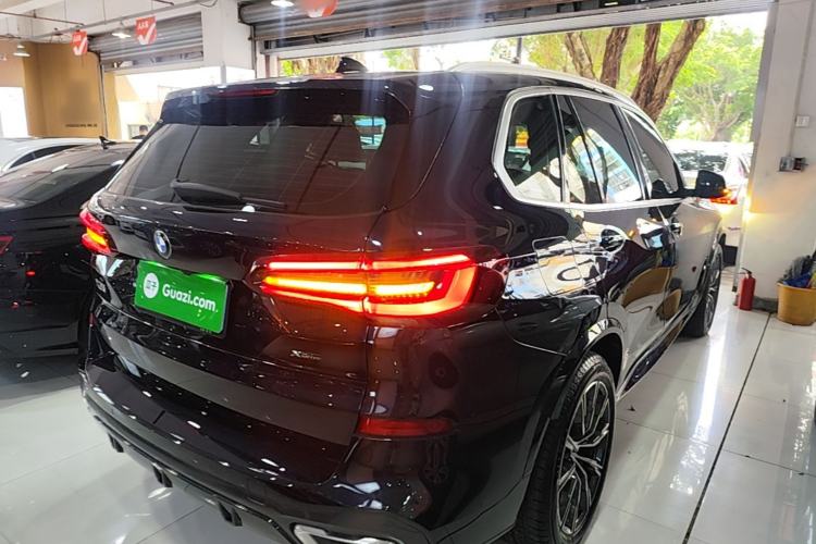 Used BMW X5 2022 xDrive30i M Sport Package Rear Right 45 Deg