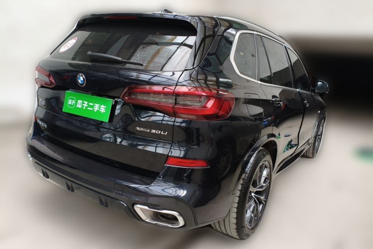 Used BMW X5 2022 Restyled xDrive 30Li Luxury Version M Sport Package Rear Right 45 Deg