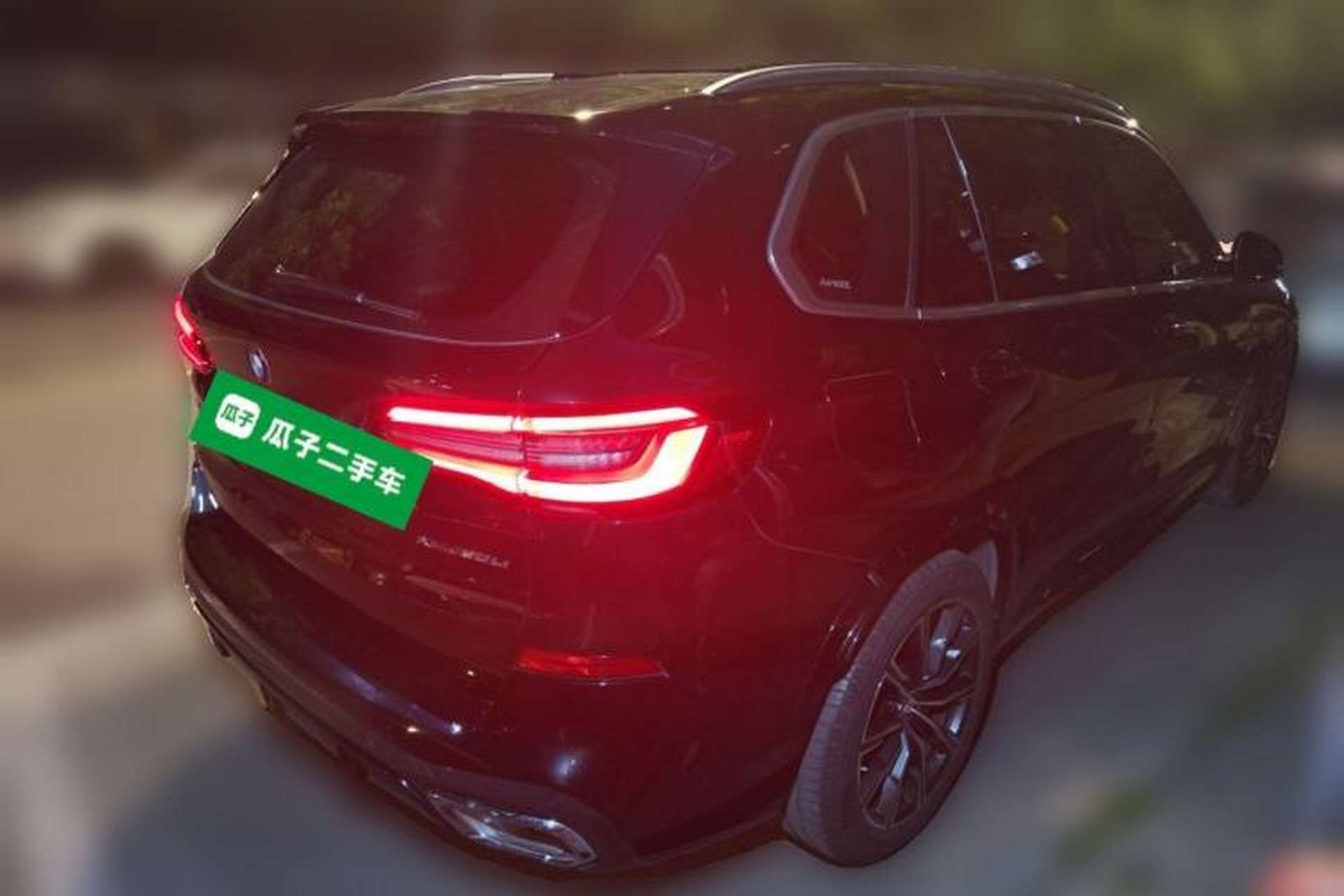 Used BMW X5 2022 xDrive 30Li Luxury M Sport Package Rear Right 45 Deg