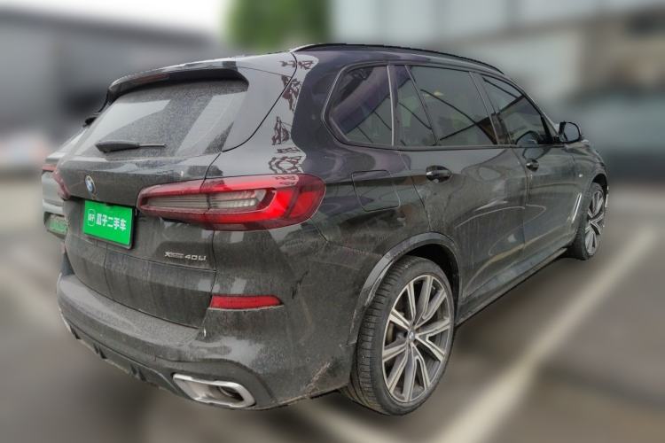 Used BMW X5 2022 xDrive 40Li Luxury Edition M Sport Package Rear Right 45 Deg