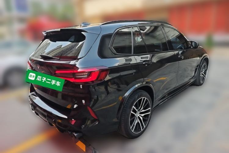 Used BMW X5 2022 Restyled xDrive 30Li Luxury Version M Sport Package Rear Right 45 Deg