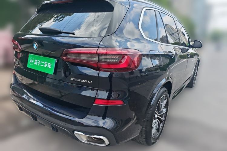 Used BMW X5 2022 Restyled xDrive 30Li Luxury Version M Sport Package Rear Right 45 Deg