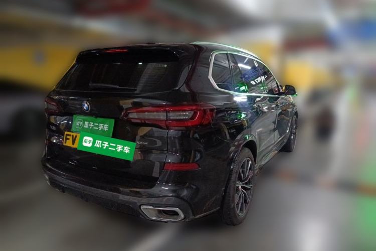 Used BMW X5 2022 Restyled xDrive 30Li Luxury Version M Sport Package Rear Right 45 Deg