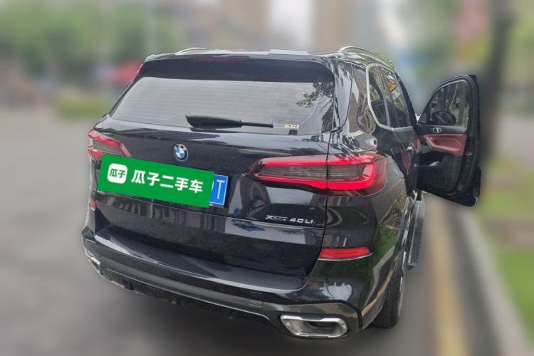 Used BMW X5 2022 xDrive 40Li M Sport Package Rear Right 45 Deg