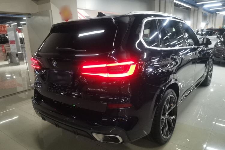 Used BMW X5 2022 Restyled xDrive 40Li M Sport Package Rear Right 45 Deg
