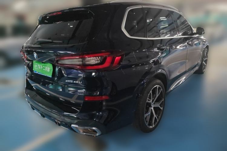 Used BMW X5 2022 xDrive 40Li M Sport Package Rear Right 45 Deg