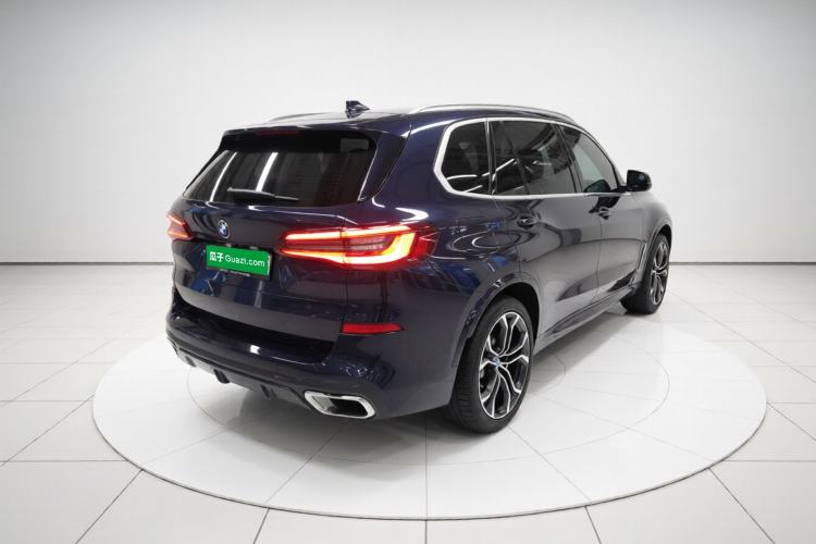 Used BMW X5 2022 Restyled xDrive 40Li Luxury Edition M Sport Package Rear Right 45 Deg