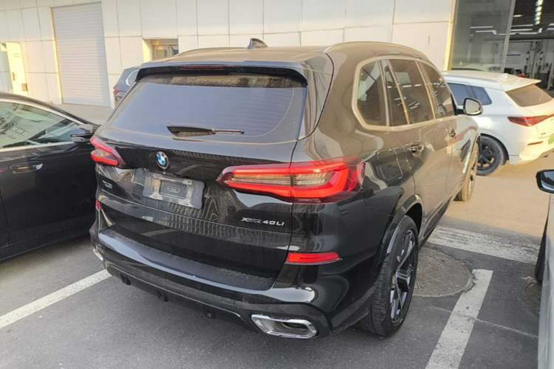 Used BMW X5 2022 Restyled xDrive 40Li M Sport Package Rear Right 45 Deg