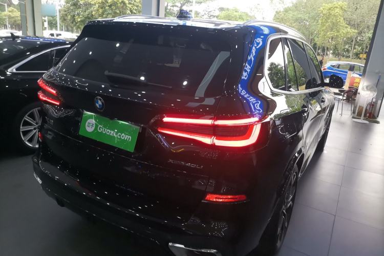 Used BMW X5 2022 xDrive 40Li Luxury Edition M Sport Package Rear Right 45 Deg