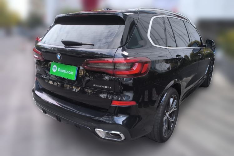 Used BMW X5 2022 xDrive 40Li M Sport Package Rear Right 45 Deg