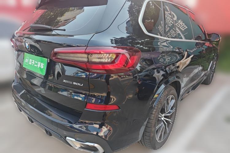 Used BMW X5 2022 Restyled xDrive 30Li Luxury Version M Sport Package Rear Right 45 Deg