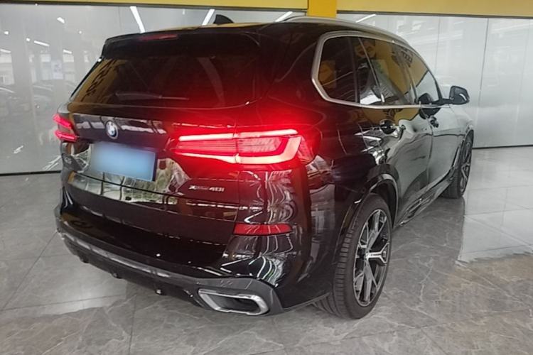 Used BMW X5 2022 xDrive40i Luxury Edition M Sport Package Rear Right 45 Deg