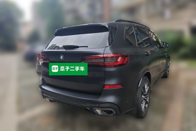 Used BMW X5 2022 xDrive 30Li M Sport Package Rear Right 45 Deg