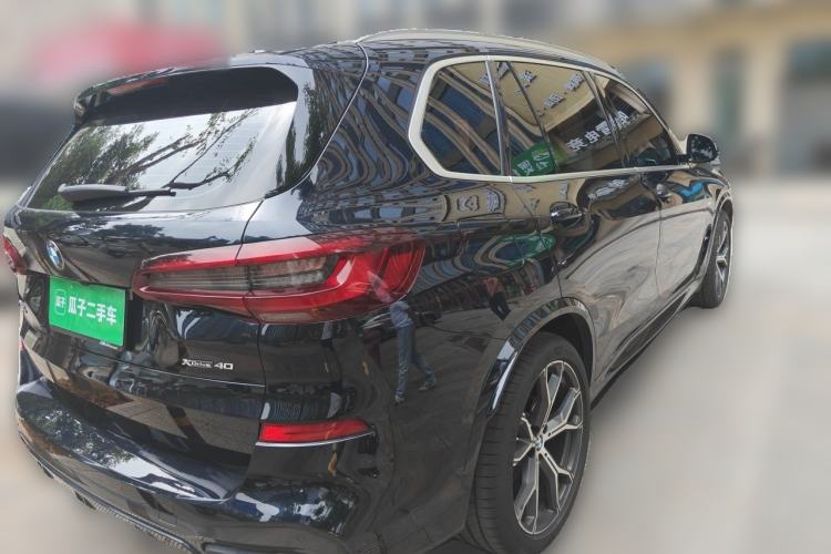 Used BMW X5 2022 Restyled xDrive 40Li M Sport Package Rear Right 45 Deg