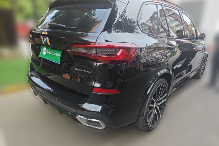 Used BMW X5 2022 xDrive 40Li M Sport Package Rear Right 45 Deg