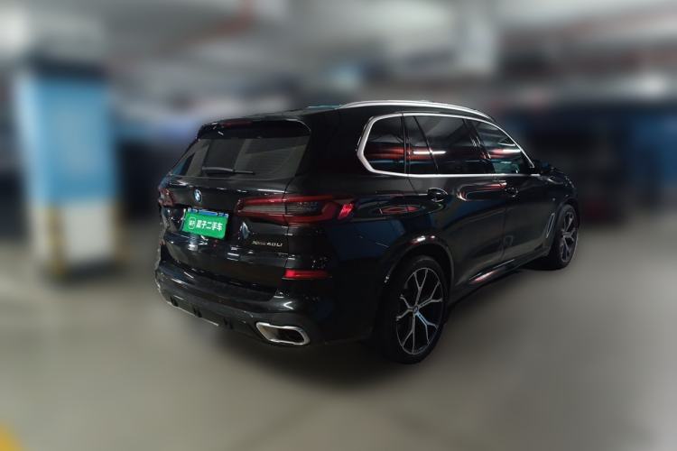 Used BMW X5 2022 Restyled xDrive 40Li M Sport Package Rear Right 45 Deg