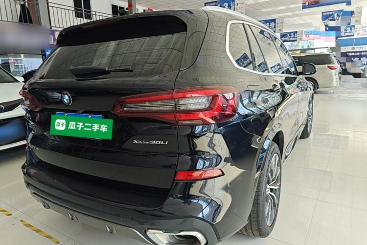 Used BMW X5 2022 Restyled xDrive 30Li Luxury Version M Sport Package Rear Right 45 Deg