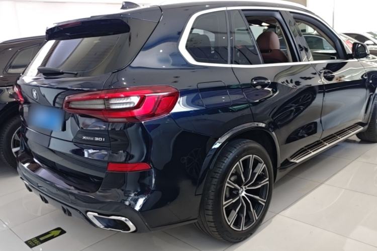 Used BMW X5 2022 xDrive30i M Sport Package Rear Right 45 Deg