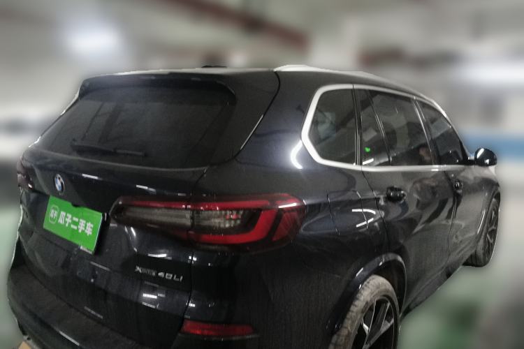 Used BMW X5 2022 xDrive 40Li M Sport Package Rear Right 45 Deg