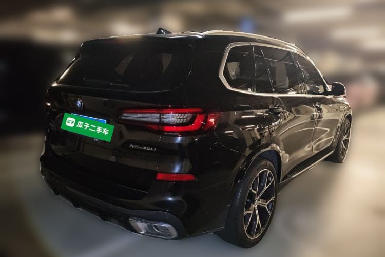Used BMW X5 2022 xDrive 40Li M Sport Package Rear Right 45 Deg